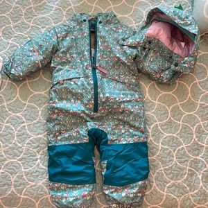 Baby snow pile one piece Patagonia